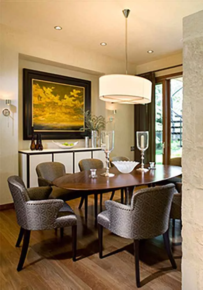 Tania Dibbs painting in a private residence