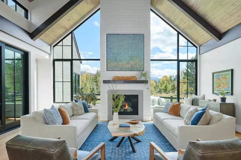 Tania Dibbs painting in a private residence